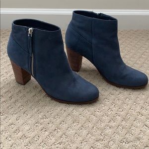 Like New Coke Haan Suede Boots Size 9.5